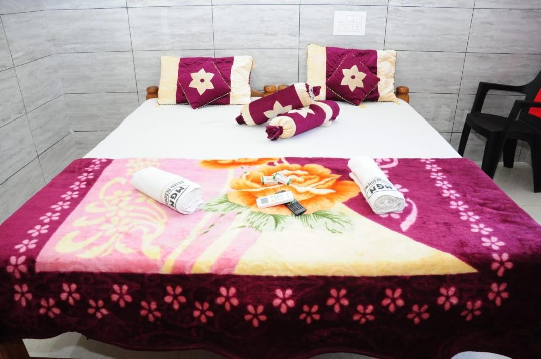 Вилла Aryan Residency Mavalli Экстерьер фото